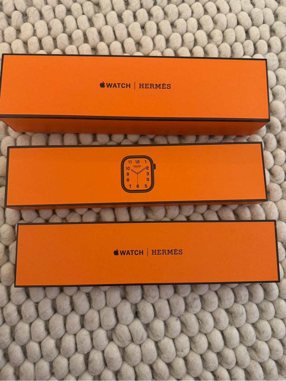 Apple Orange Sport Band for Apple Watch New Never worn with box size M/L - Picture 6 of 9